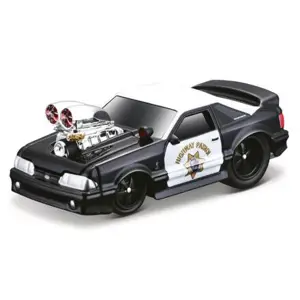 Produkt Maisto - Muscle Machines - 1993 Ford Mustang SVT Cobra, 1:64